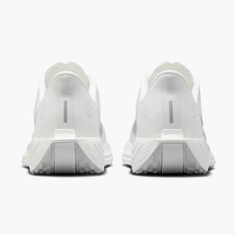Pánské běžecké boty Nike Pegasus Plus white / pure platinum / wolf grey 4