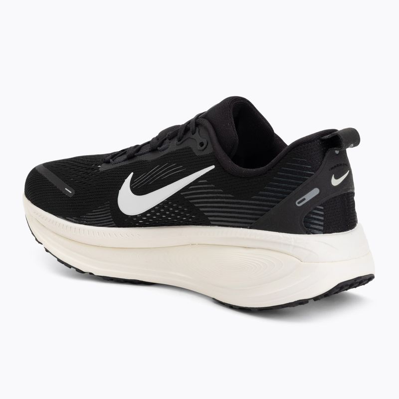 Pánské běžecké boty Nike Vomero 18 black/coconut milk/summit white 3