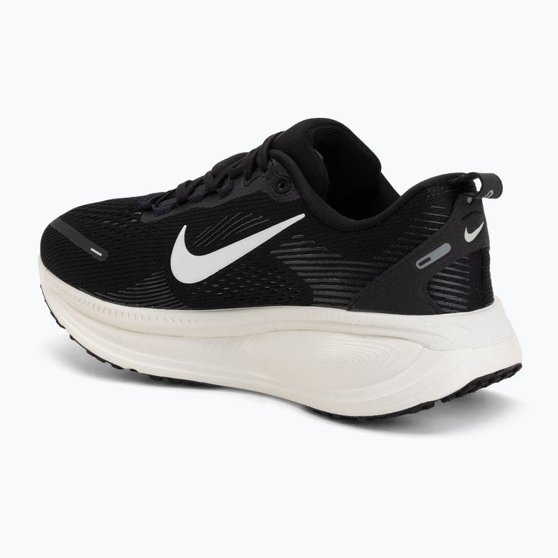 Dámské běžecké boty Nike Vomero 18 Wide black/coconut milk/summit white 3