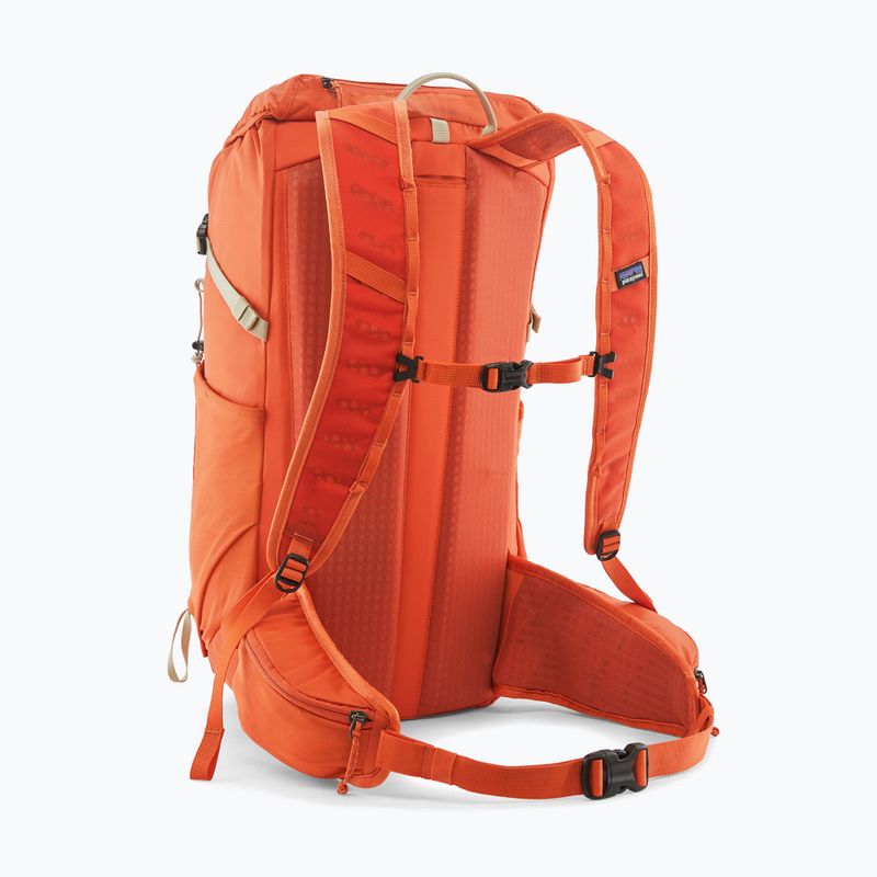 Turistický batoh Patagonia Terravia 28 l coral orange 2