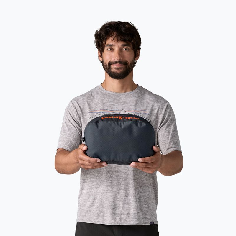 Cestovní organizér Patagonia Black Hole Cube 6 l smolder blue / amanita red 3