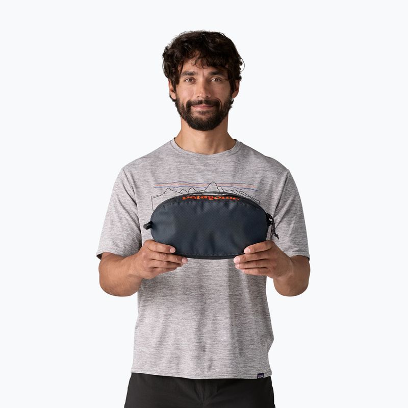 Cestovní organizér Patagonia Black Hole Cube 3 l smolder blue / amanita red 3