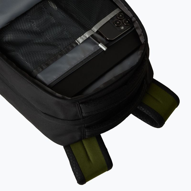 Městský batoh The North Face Jester 28 l woodland green/tnf black 5