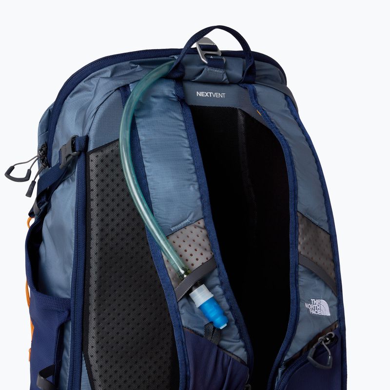 Turistický batoh The North Face Trail Lite Speed 30 l S-M granite grey/summit nav 4