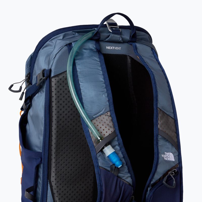 Turistický batoh The North Face Trail Lite Speed 30 l L-XL granite grey/summit nav 4
