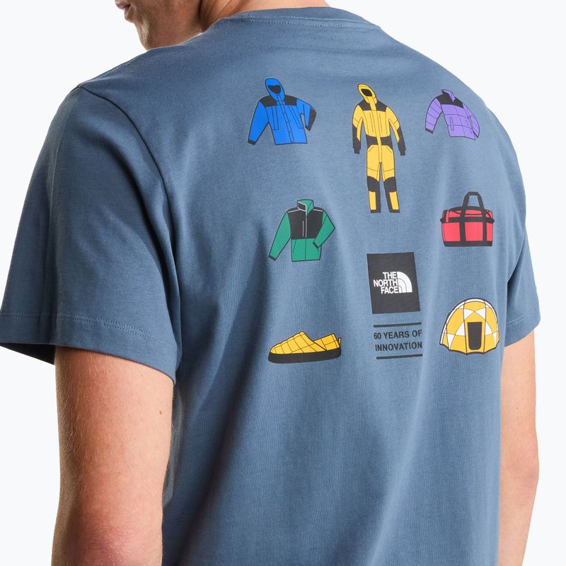 Pánské trekové tričko The North Face Mountain Celebration Regular granite grey 6