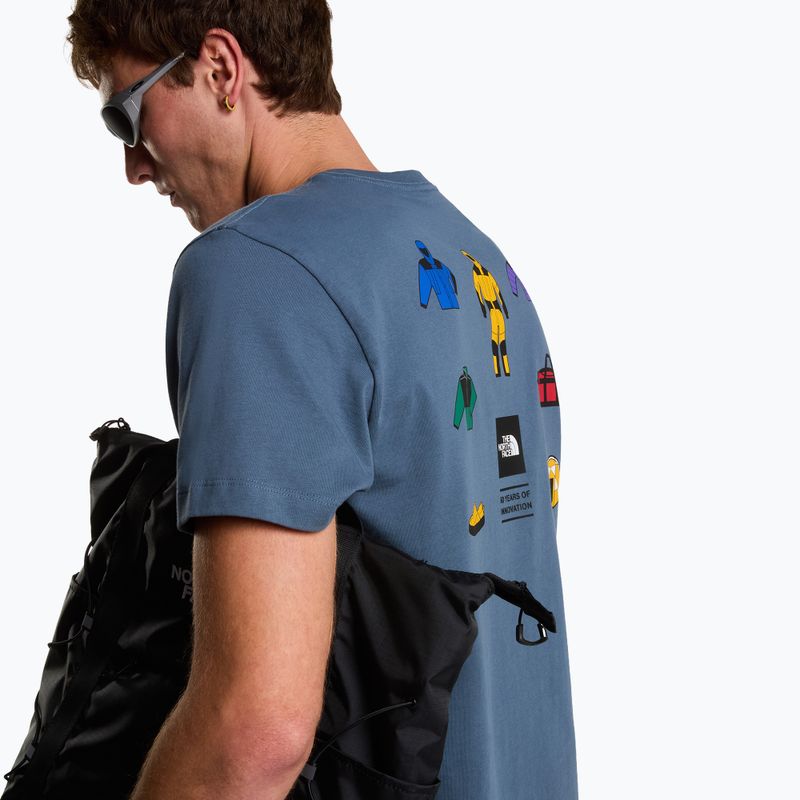 Pánské trekové tričko The North Face Mountain Celebration Regular granite grey 7