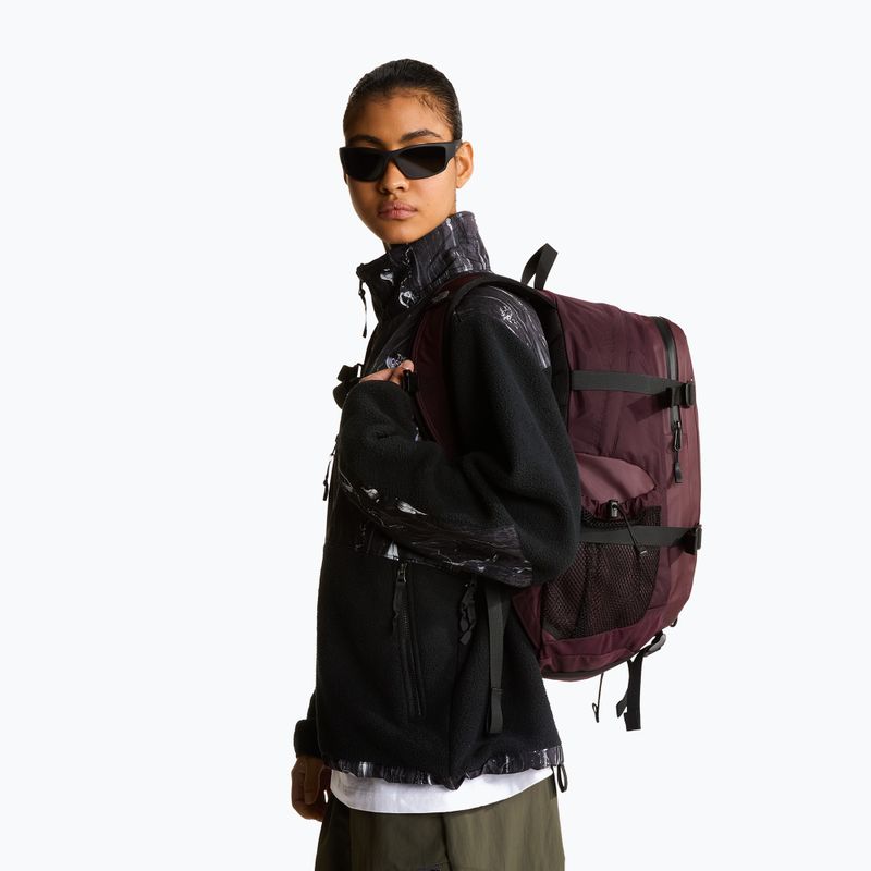 Městský batoh The North Face Hot Shot Base Camp 25,5 l deep burgundy 9