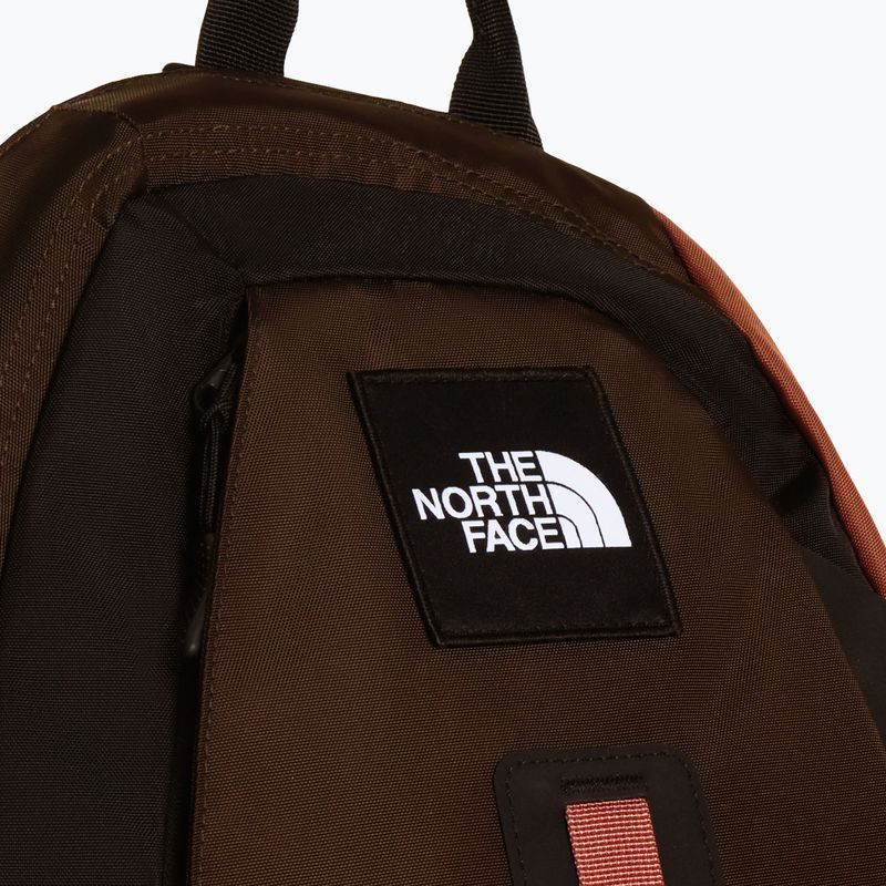 Městský batoh The North Face Hot Shot Sling 15 l dark chestnut/copper si 5