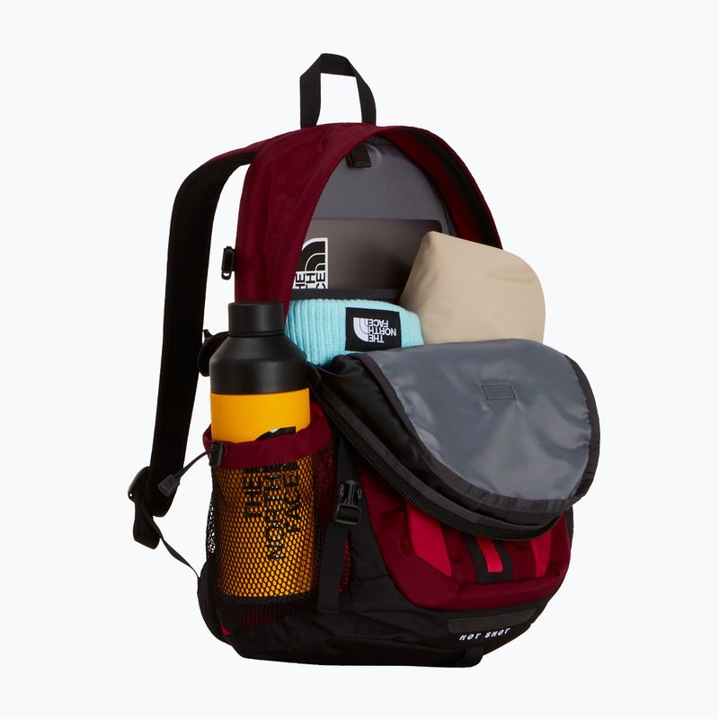Městský batoh The North Face Hot Shot Se 30 l burgundy crush/lali gur 4