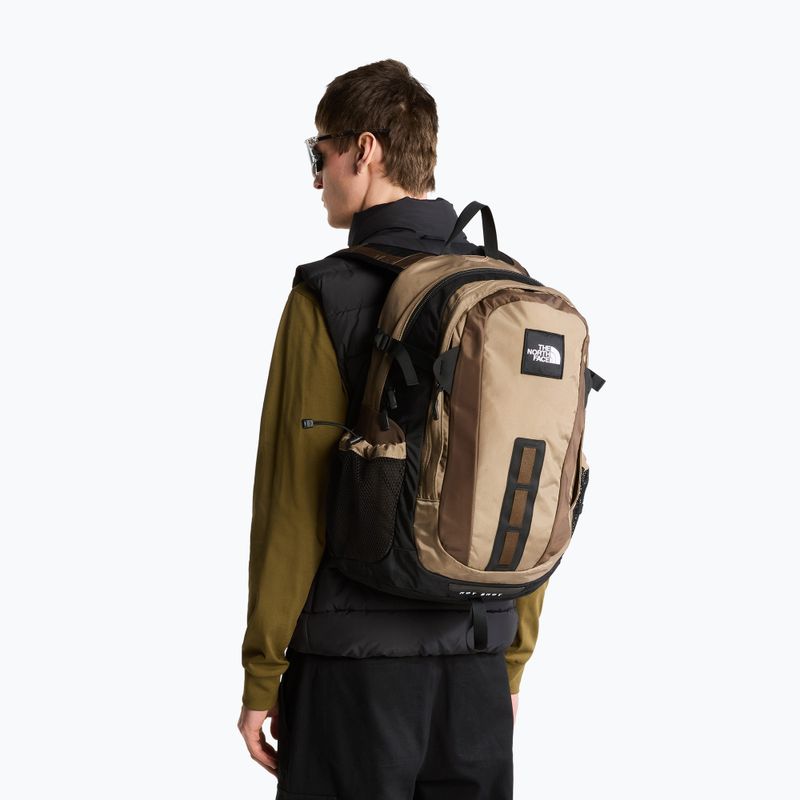 Městský batoh The North Face Hot Shot Se 30 l garnet/smokey brown/tnf 7