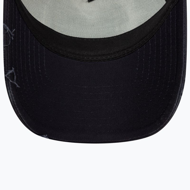 Kšiltovka  New Era NE Patch Distressed Trucker white 5
