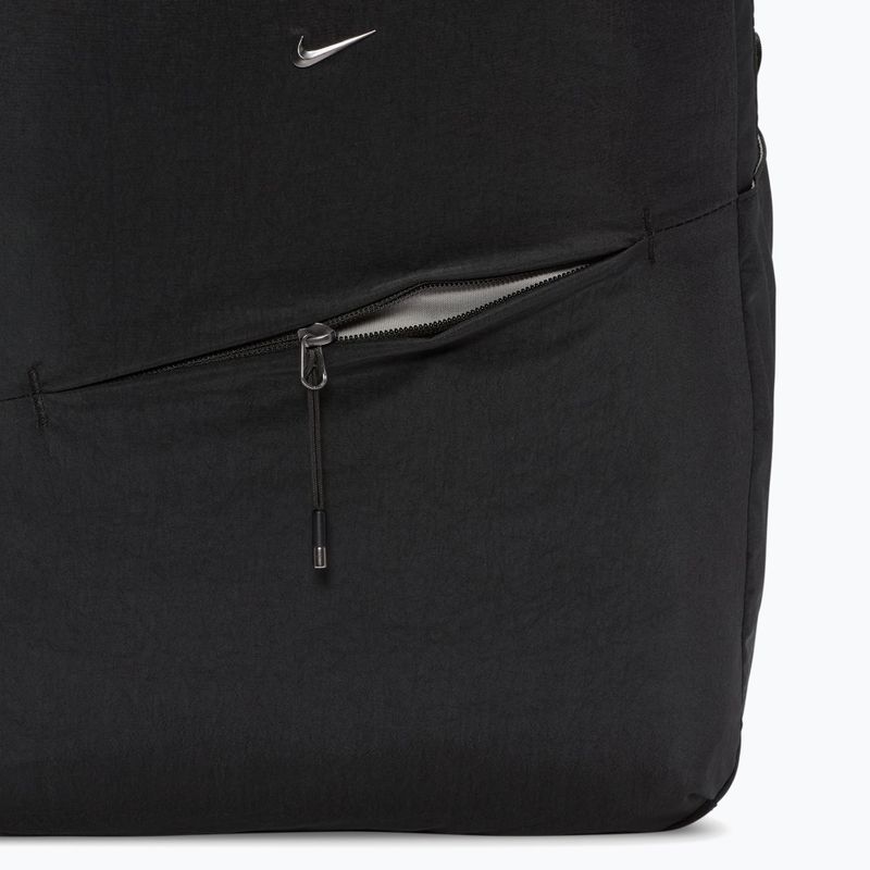 Městský batoh Nike Aura 24 l black/black/gunmetal 6