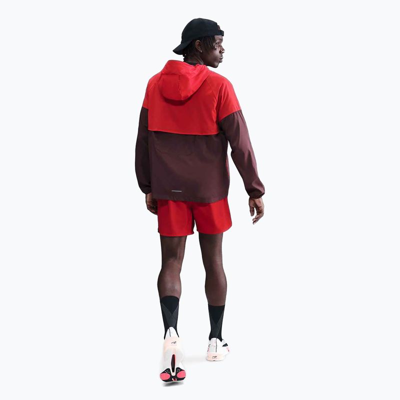 Pánská běžecká bunda Nike Impossibly Light Windrunner light crimson/light crimson/burgundy crush 3