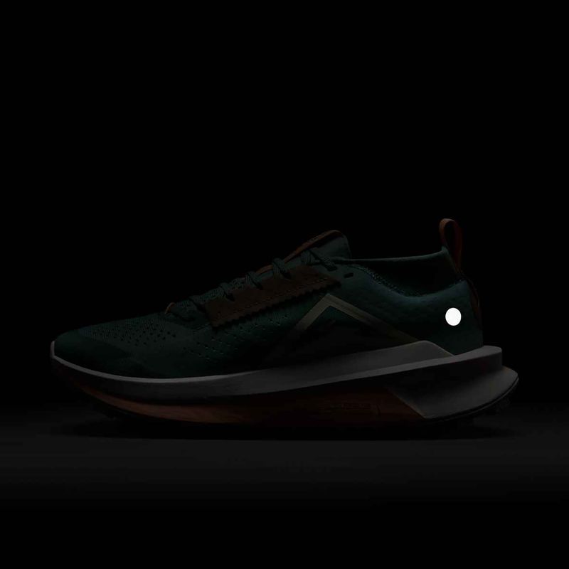 Dámské běžecké boty Nike Zegama 2 cannon/soft pearl/orange chalk 9
