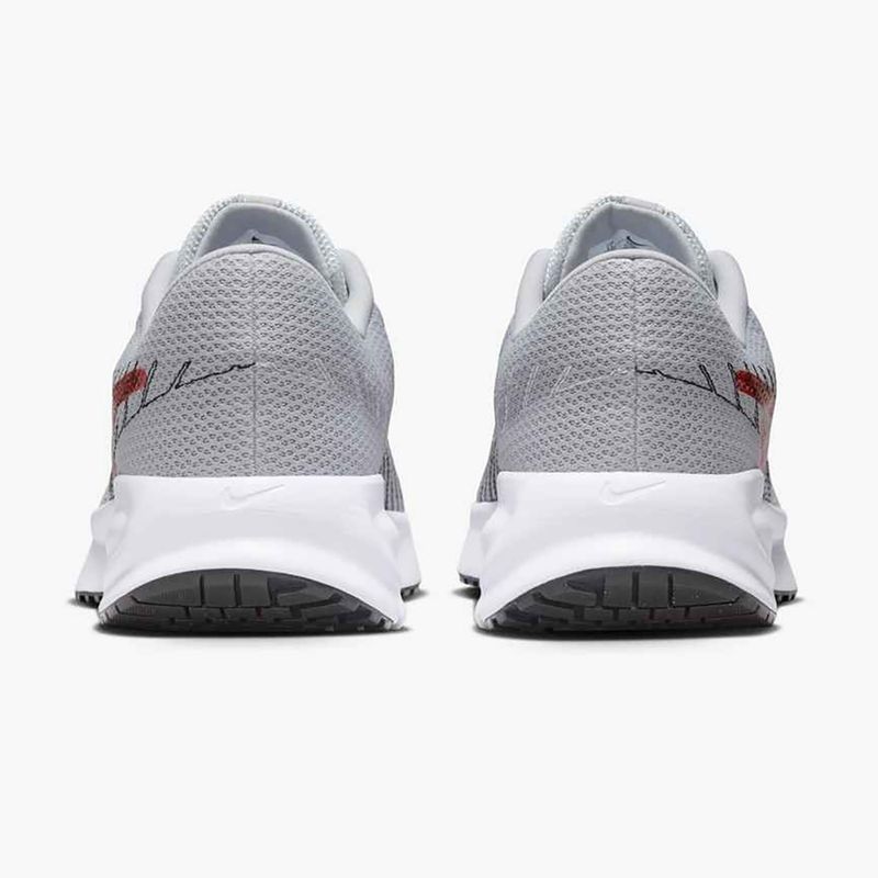 Pánské běžecké boty Nike Run Defy wolf grey / bright crimson / black / white 4