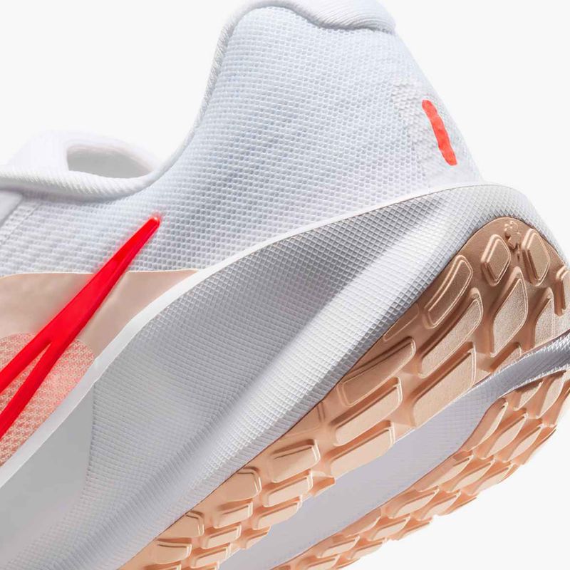 Dámské běžecké boty Nike Downshifter 13 astronomy white / bright crimson / washed coral 16