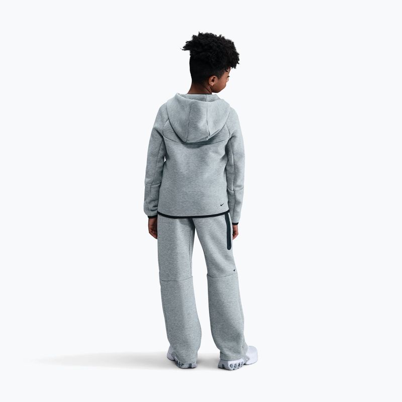 Dětské kalhoty Nike Sportswear Tech Fleece dark grey heather/black/black 5