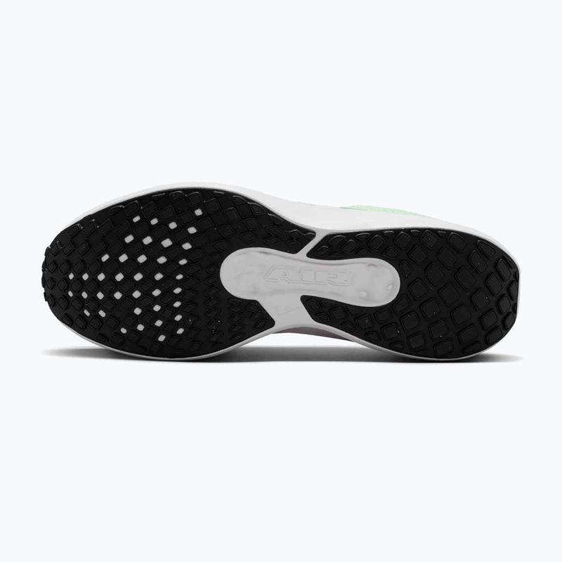 Pánské běžecké boty Nike Winflo 11 barely green / black / green strike 5
