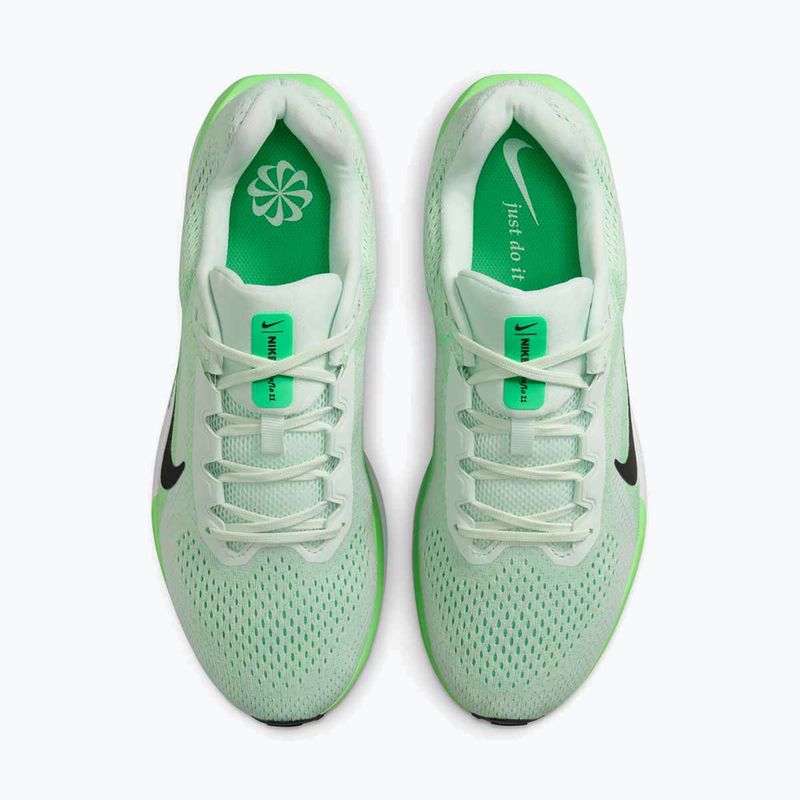 Pánské běžecké boty Nike Winflo 11 barely green / black / green strike 7