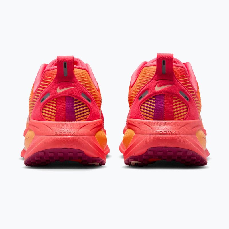 Dámské běžecké boty Nike Vomero 18 SE ember glow/sweet beet/marrakesh/washed coral 4