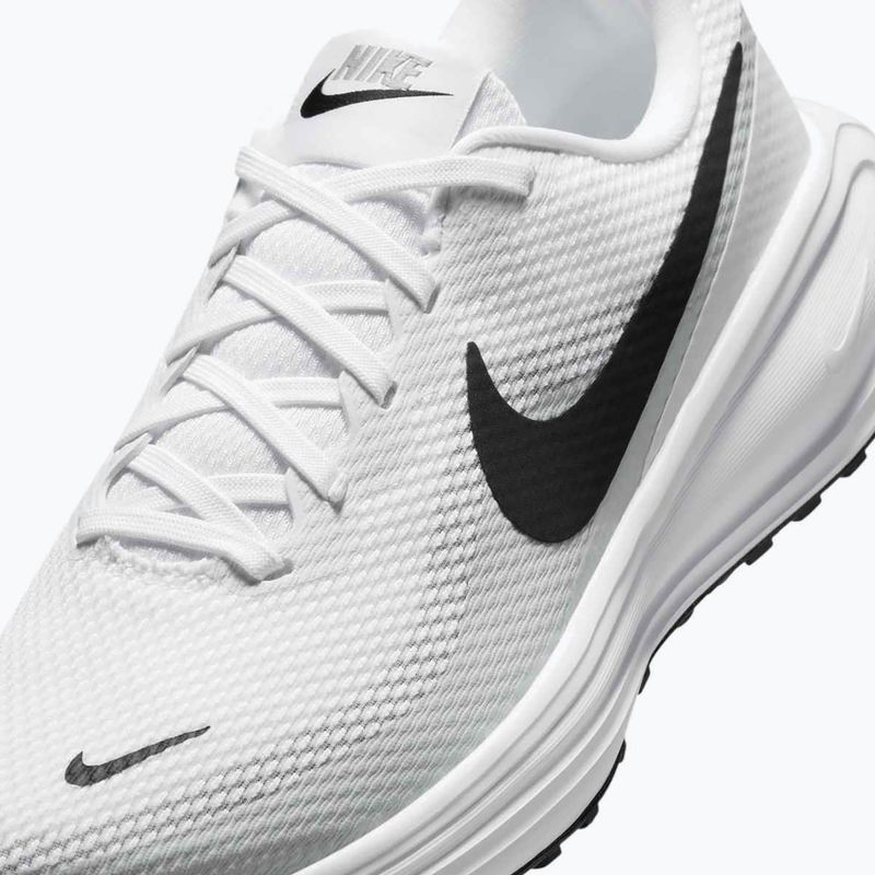Dámské běžecké boty Nike Revolution 8 Extra Wide white/pure platinum/black 15