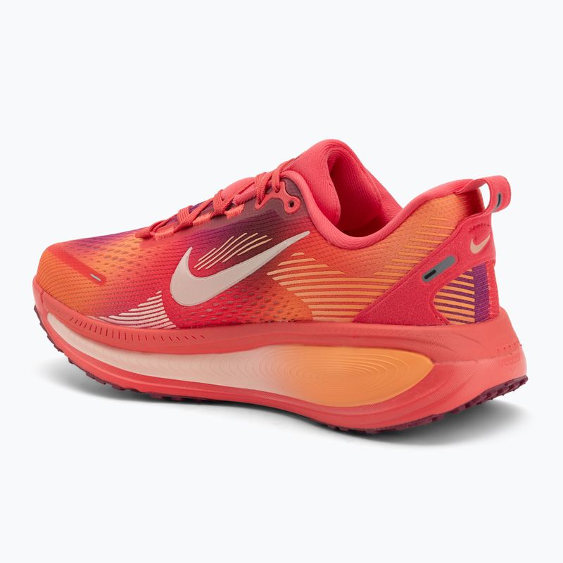Dámské běžecké boty Nike Vomero 18 SE ember glow/sweet beet/marrakesh/washed coral 3