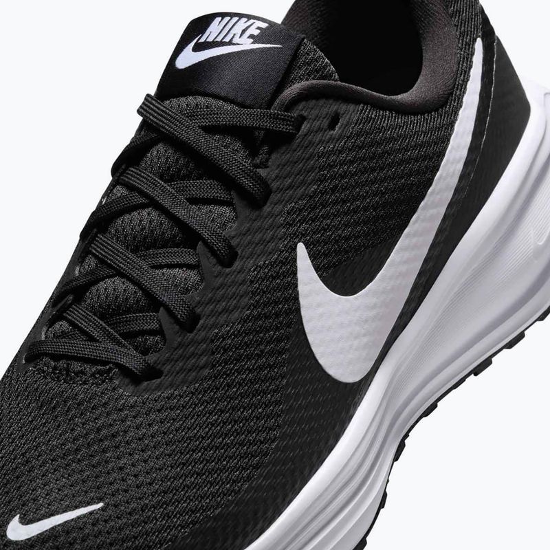 Dámské běžecké boty Nike Revolution 8 Extra Wide black/black/white 8