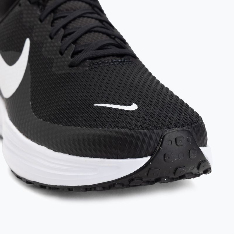 Pánské běžecké boty Nike Revolution 8 Extra Wide black/black/white 7