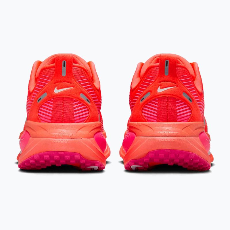 Dámské běžecké boty Nike Vomero 18 bright crimson/hyper pink/pink foam/white 4