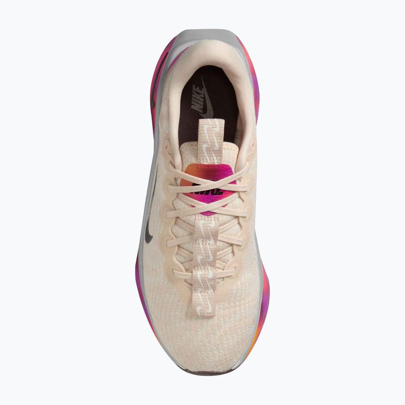 Dámské tréninkové boty Nike Motiva SE pearl white/pale ivory/vivid purple/mtl gold grain 6