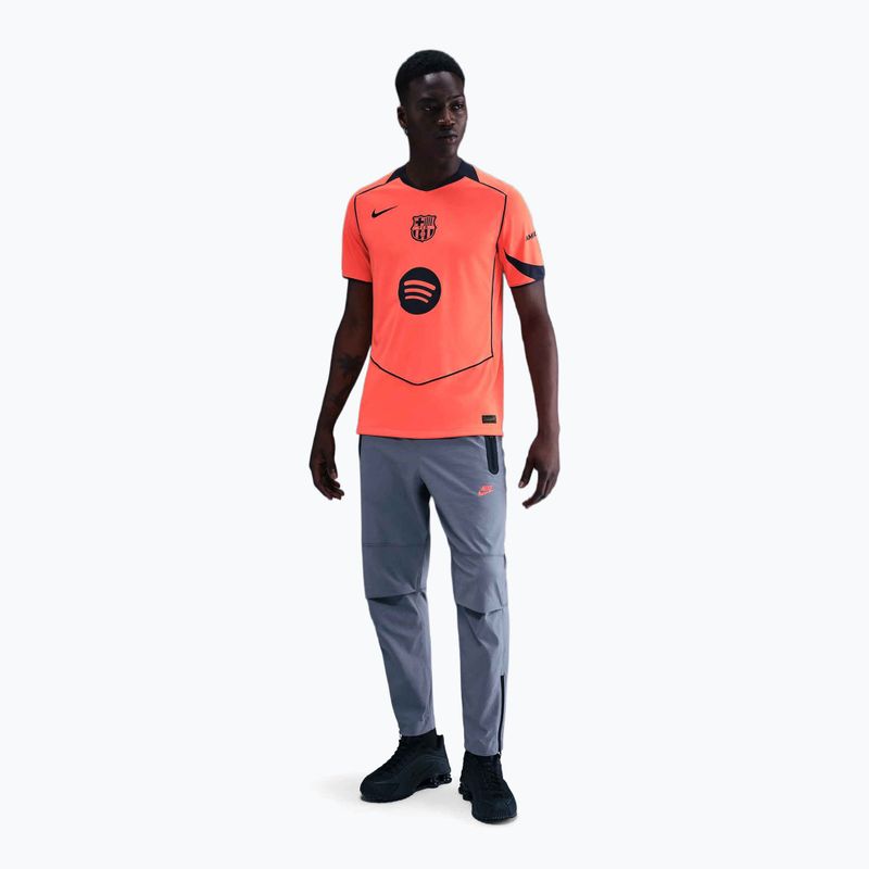 Pánský fotbalový dres Nike FC Barcelona 2025/26 Stadium Third bright mango/midnight navy/midnight navy 2