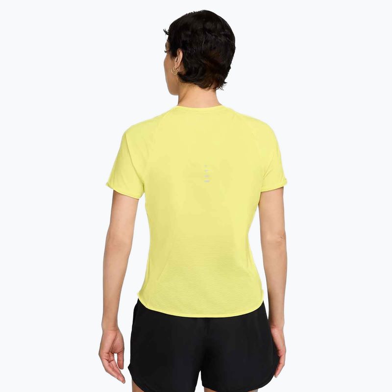 Dámské běžecké tričko Nike Swift Dri-Fit light zitron 2