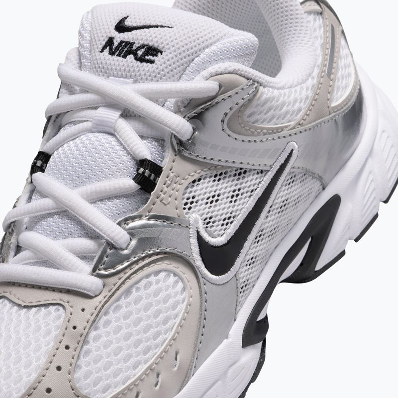 Boty Nike V5 RNR white/vast grey/college grey/black 9