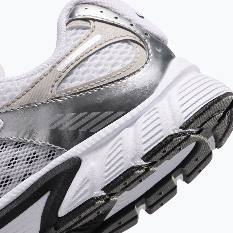 Boty Nike V5 RNR white/vast grey/college grey/black 10