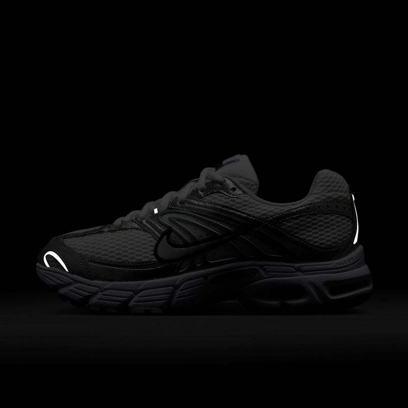 Dámské boty Nike Air Max Moto 2K white/metallic silver/black/photon dust 7