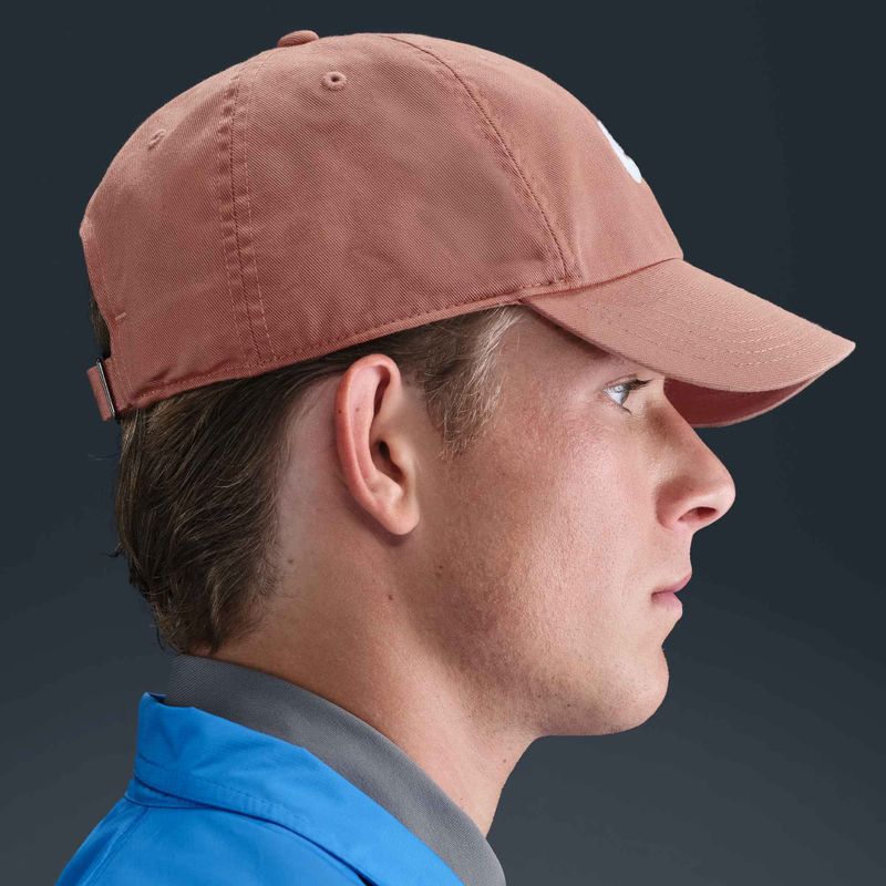 Kšiltovka Nike Club Unstructured Futura Wash rose gold/white 6