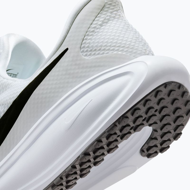 Pánské běžecké boty Nike Revolution 8 EasyOn white/wolf grey/black 4