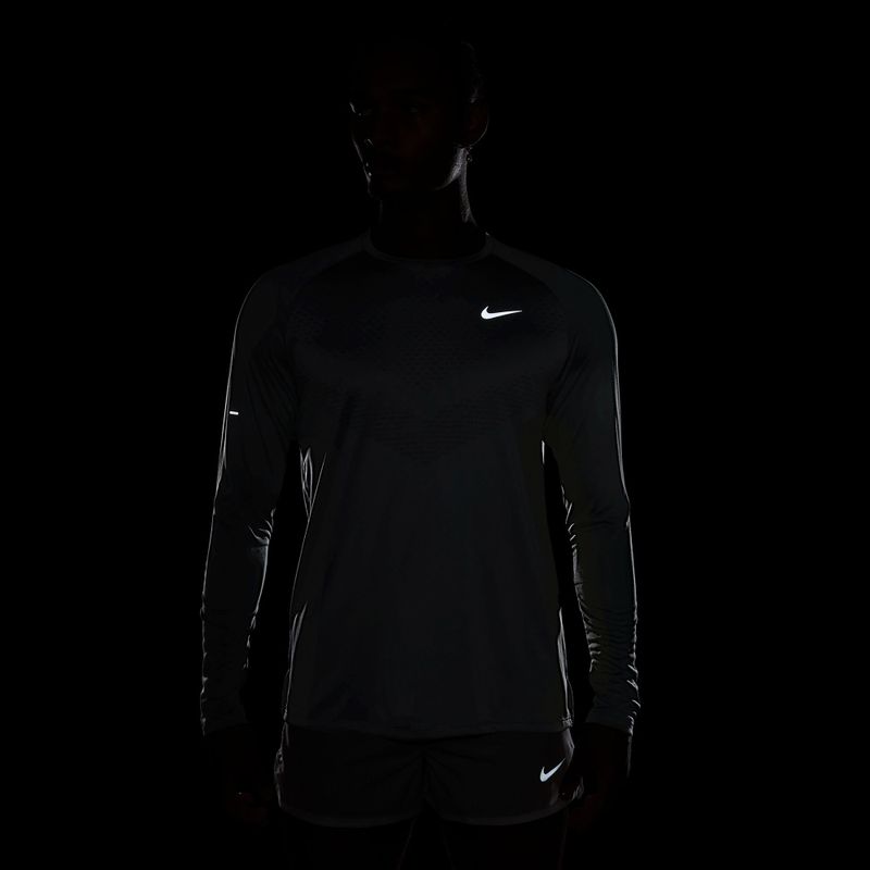 Pánské běžecké tričko Longsleeve Nike Stride Dri-Fit ADV Smoke Grey 7