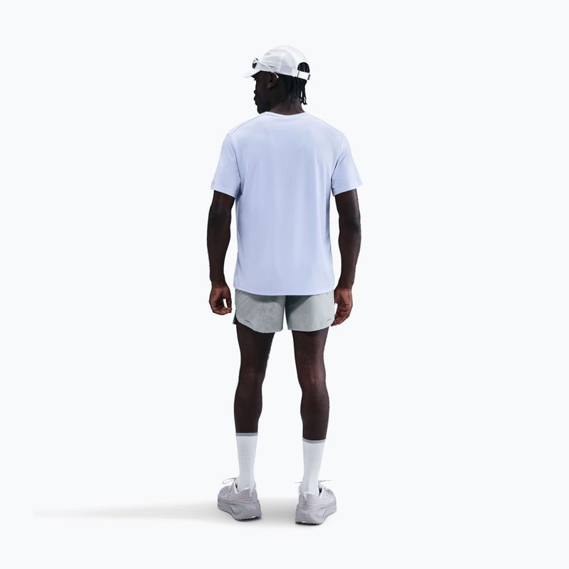 Pánské běžecké šortky Nike Stride Brief-Lined 5" light smoke grey 3