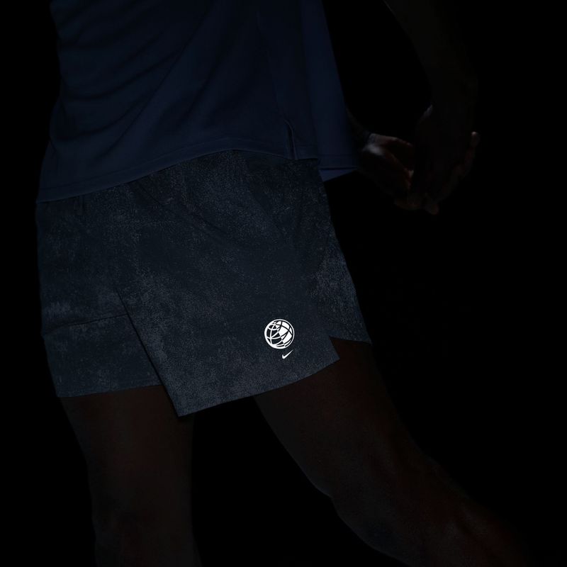 Pánské běžecké šortky Nike Stride Brief-Lined 5" light smoke grey 7