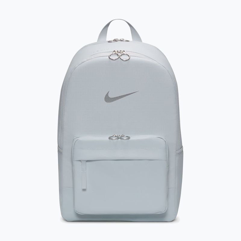 Městský batoh Nike Heritage 23 l pure platinum/metallic silver