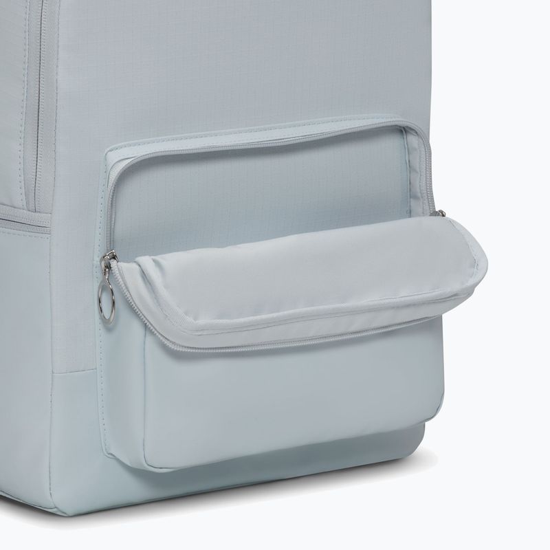 Městský batoh Nike Heritage 23 l pure platinum/metallic silver 9