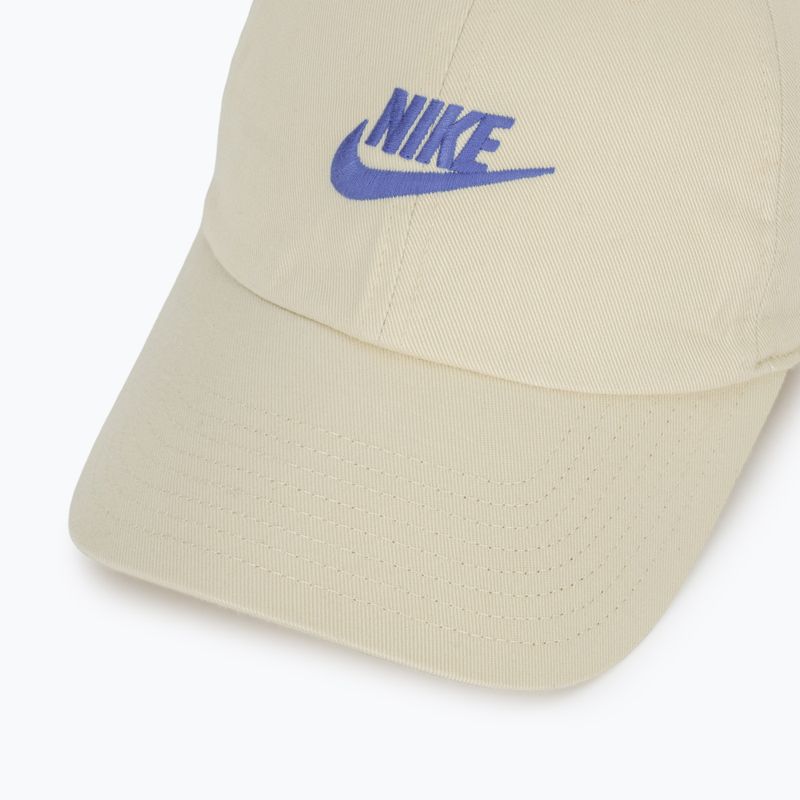 Kšiltovka Nike Club Unstructured Futura Wash light khaki/sapphire 3