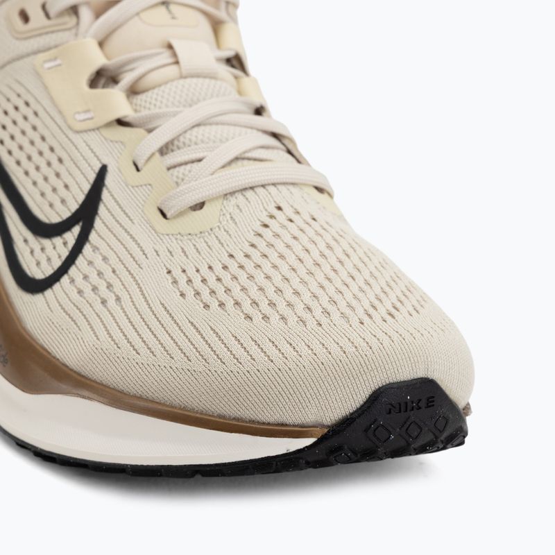 Dámské běžecké boty Nike Quest 6 light khaki/sail/metallic gold/off black 7