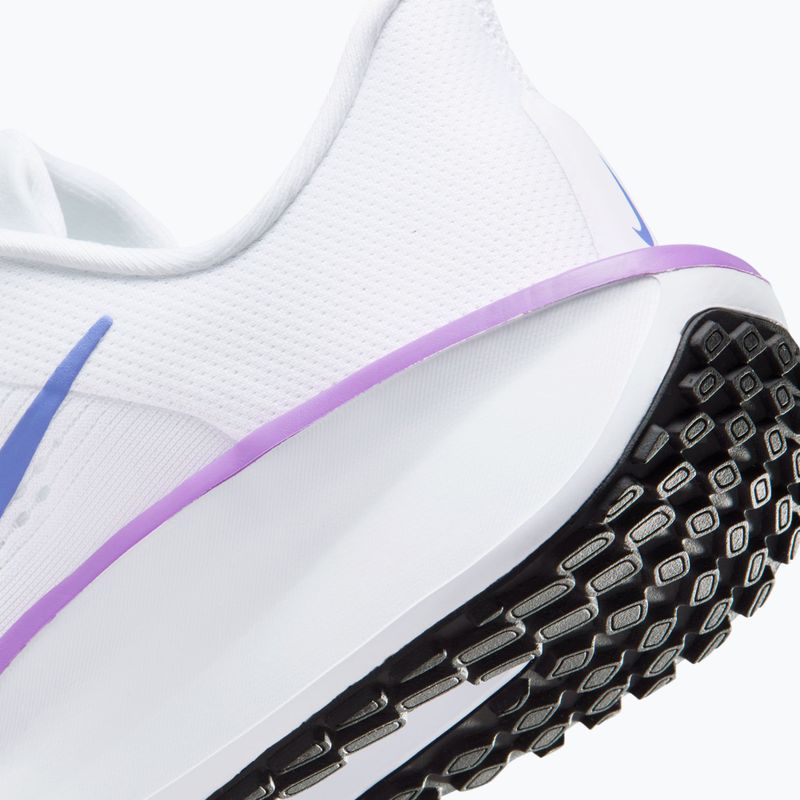 Dámské běžecké boty Nike Quest 6 white/black/bright violet/sapphire 8