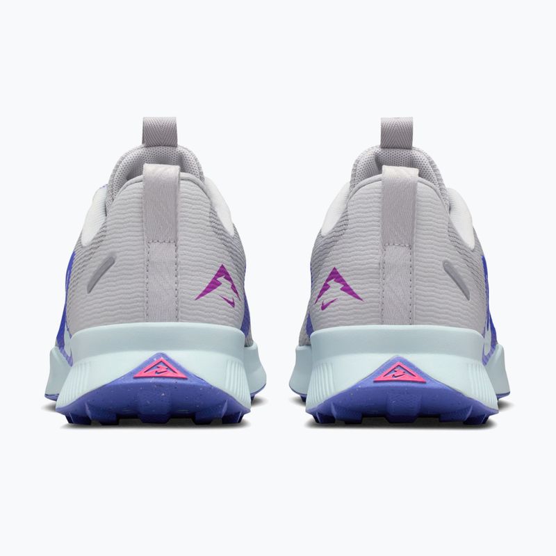 Dámské běžecké boty Nike Juniper Trail 3 grey fog/sapphire/glacier blue 4