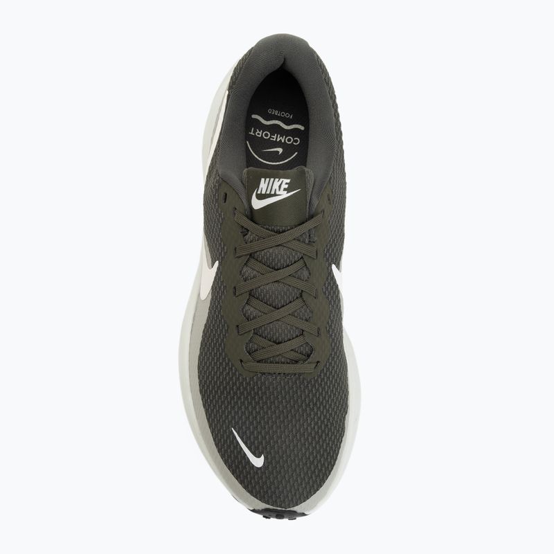 Pánské běžecké boty Nike Revolution 8 cargo khaki/spruce aura/spruce fog/sail 5