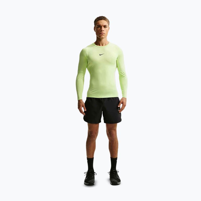Pánské tréninkové tričko Longsleeve Nike Pro Dri-Fit Tight Fitness light liquid lime/black 2