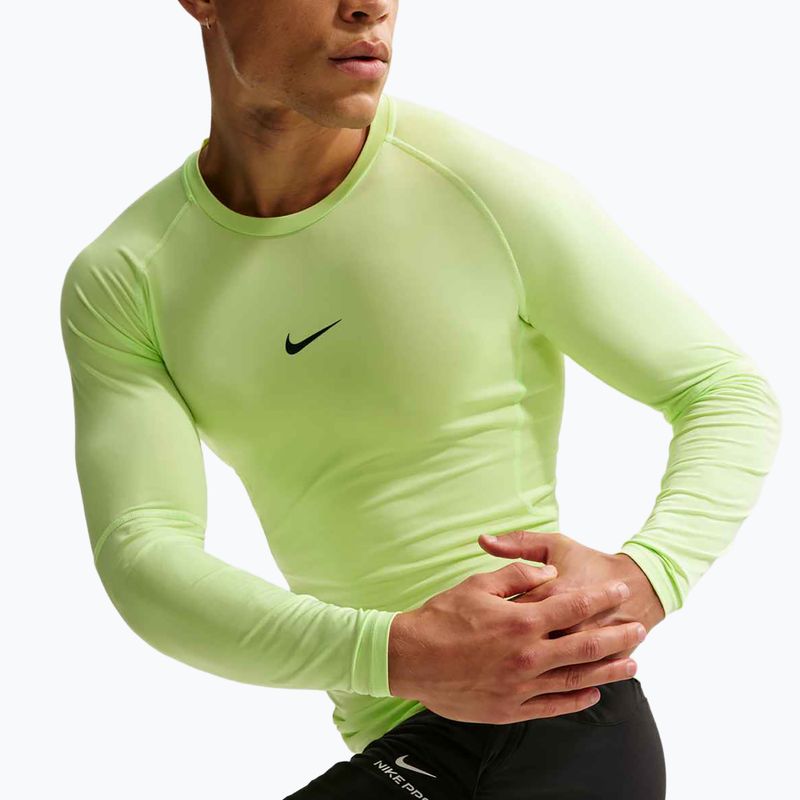 Pánské tréninkové tričko s dlouhým rukávem Nike Pro Dri-Fit Tight Fitness light liquid lime/black 5